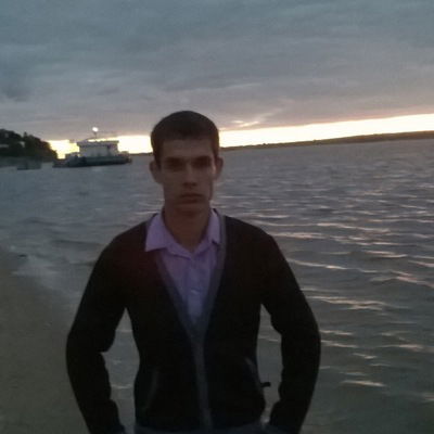 Алексей Динов