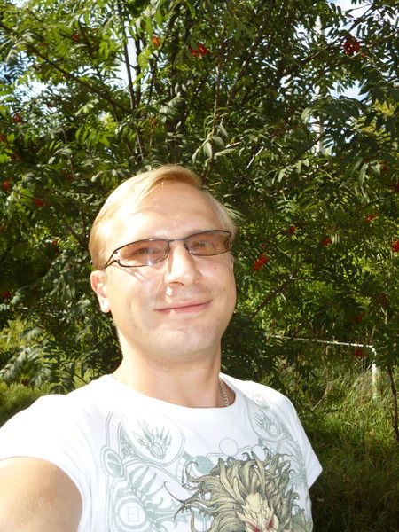 Владимир Попов