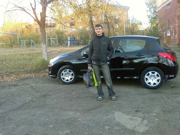 Никита Разумов