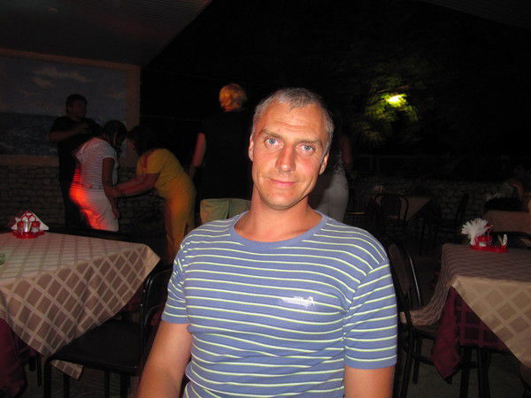 Андрей Захаров