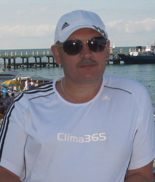 Александр Артюхов