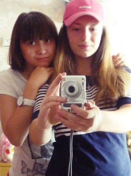 Лена Попова