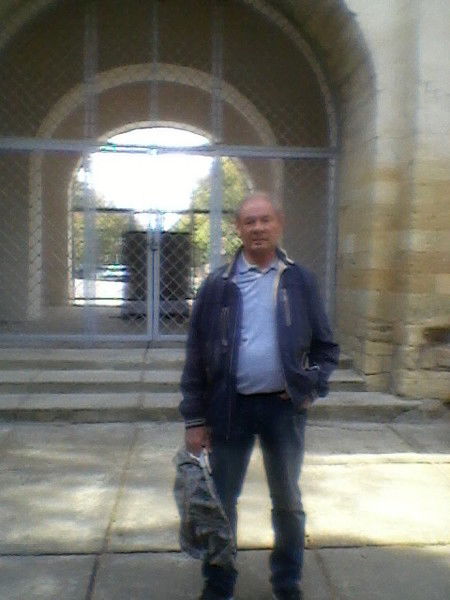 Владимир Наумов