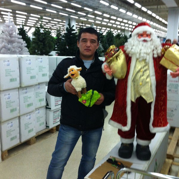 Давронбек Абдусаттаров