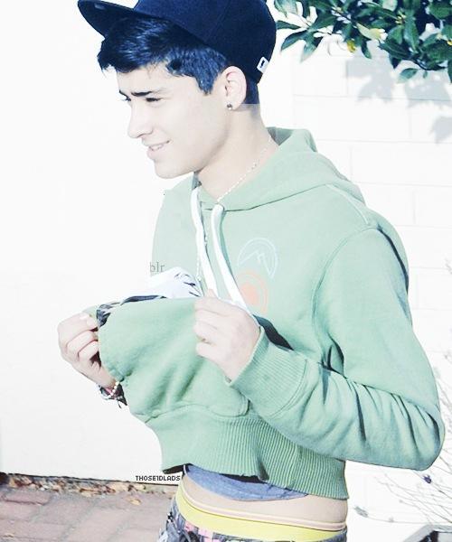 #омирзаков .....