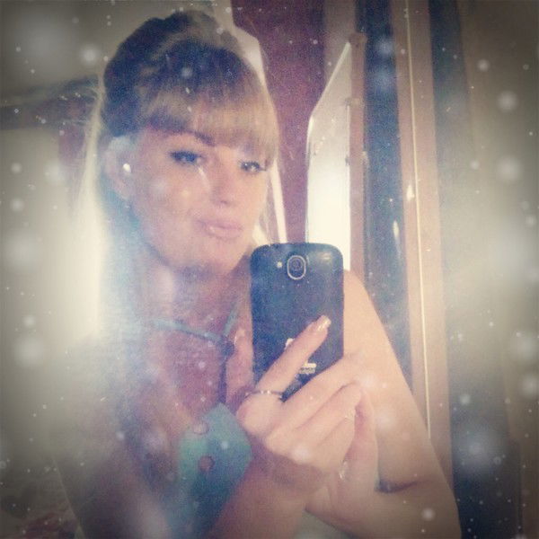 Я Конфетка Алёнка