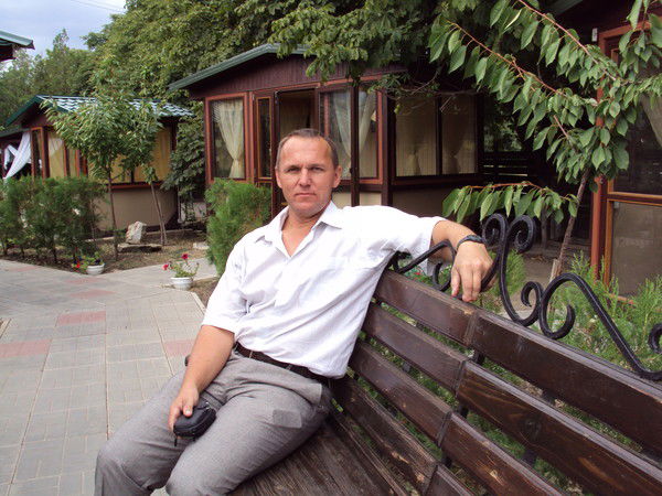 Александр Сенюк