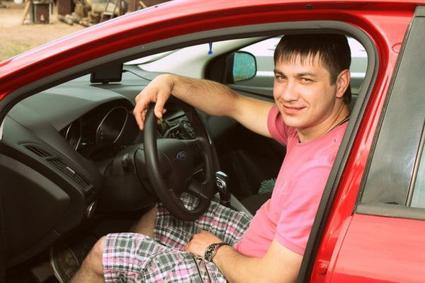 Денис Еткарёв