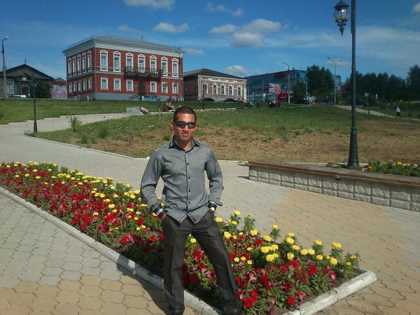 Илья Усанин