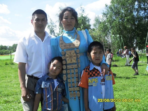 Анатолий Петров