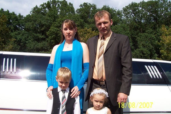 Andrej Und Irina Baumtrog