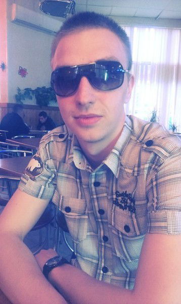 Денис Мазуров