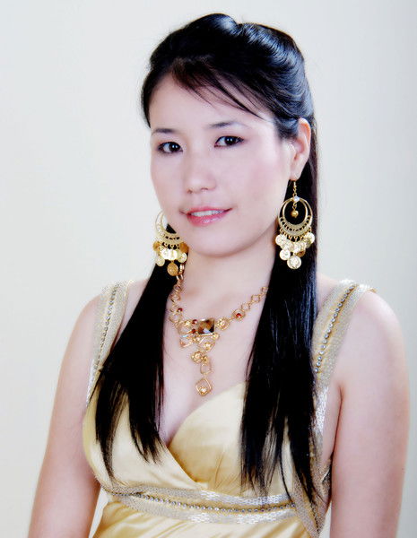 Макпал Абуова