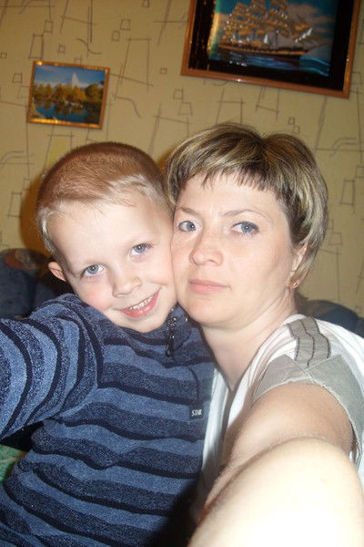 Анна Мирошниченко