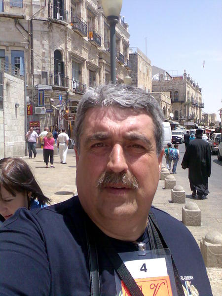 Виталий Галустов