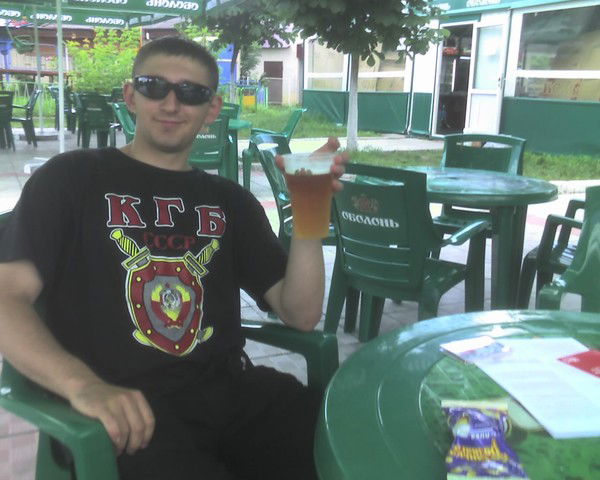 Виталий Иванов