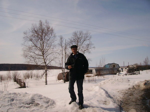 Волоя Иконников