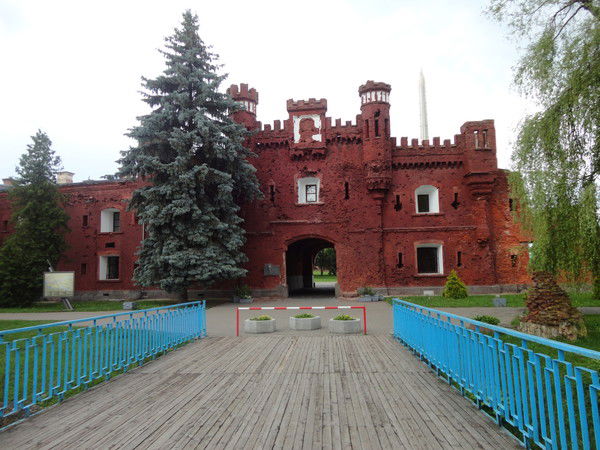 Олег Лёгкий