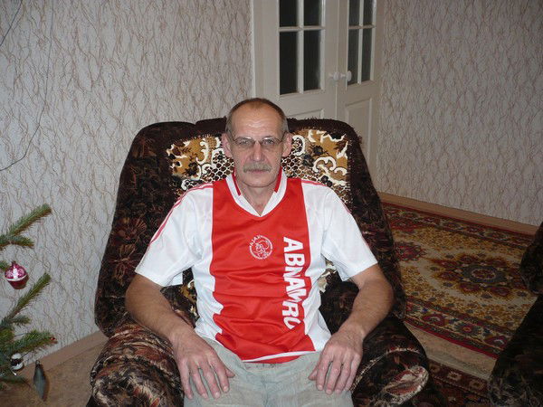 Владимир Романов