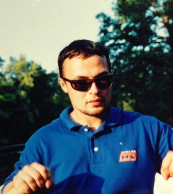 Антон Васильев