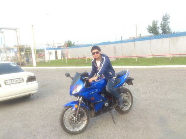 Артур Бисенов