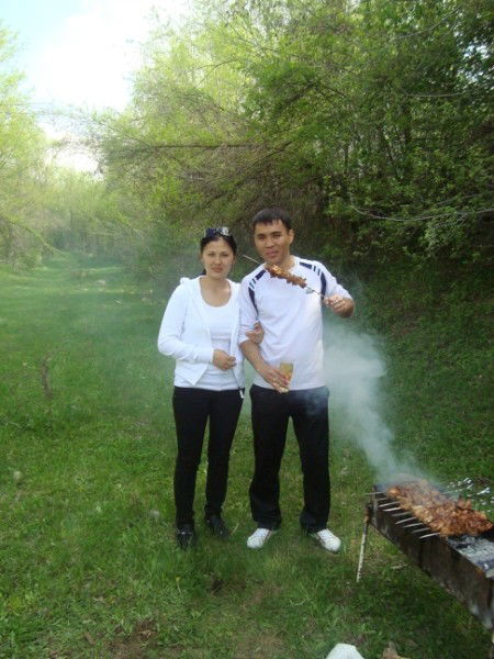 Бекжан Айнура