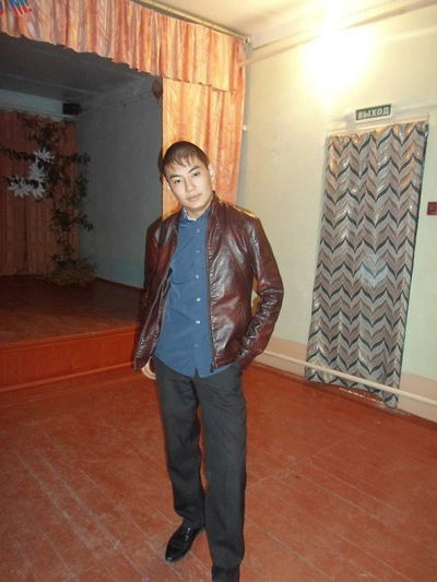 Азамат Испердинов