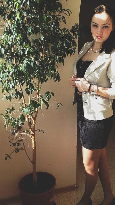 Влада Никонова