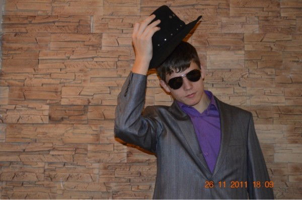 Илья Иванов