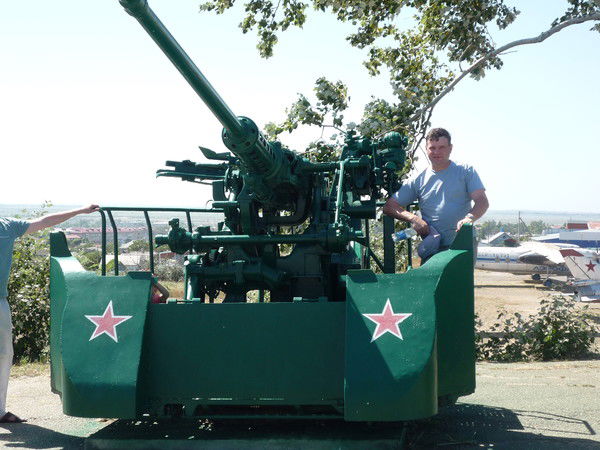 Олег Залесов