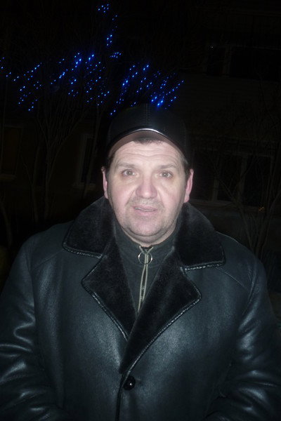 Владимир Суетин