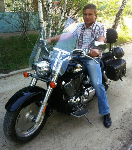 Евгений Максимович