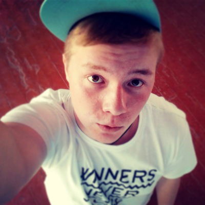 Слава Карбышев