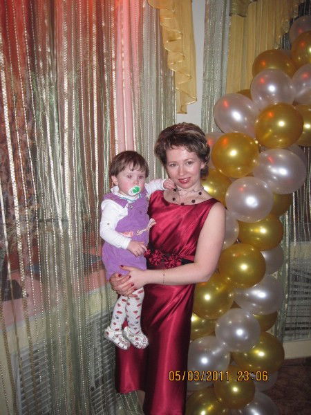 Елена Сатарова