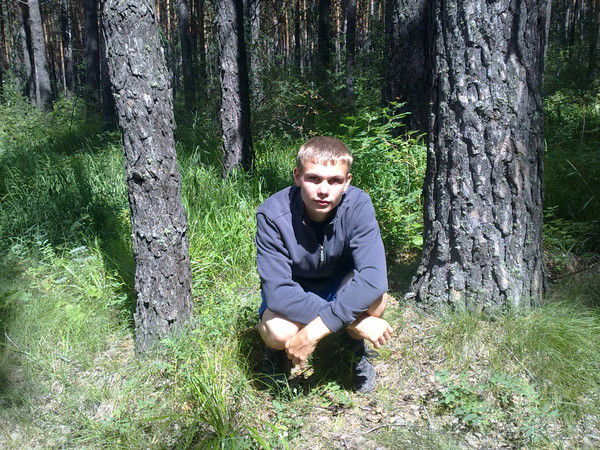 Леонид Мельник