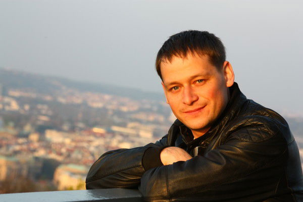 Дмитрий Карпека