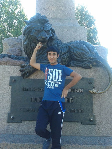 Чары Хусаинов