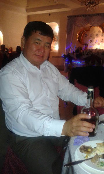 Жанибек Токмуратов