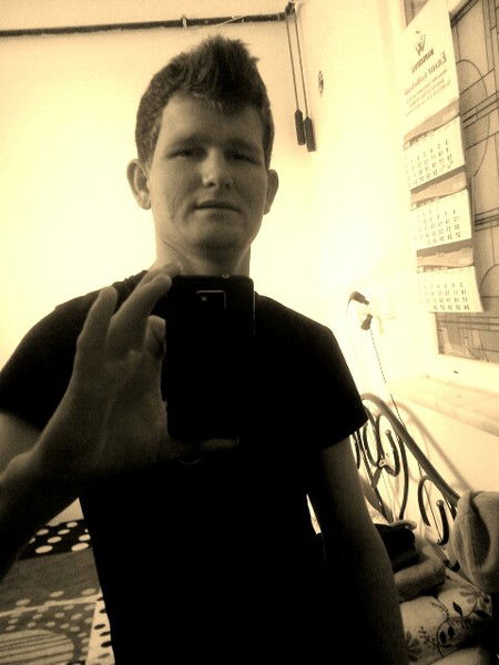 Дамир Азизов