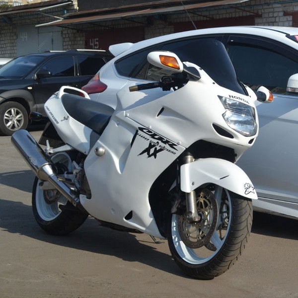 Саня Коваленко