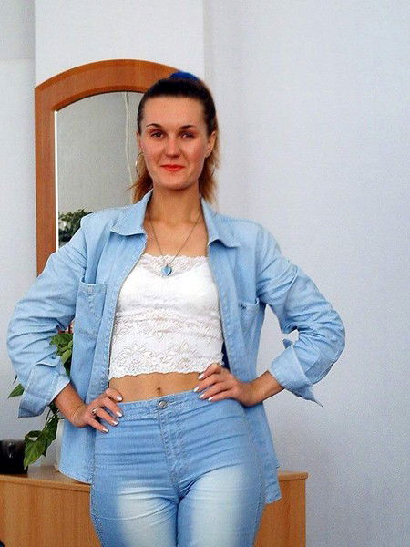 Лена Жабенцева