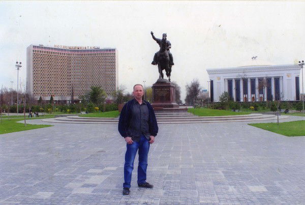 Андрей Фролов