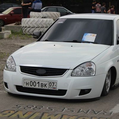 Максим Белков