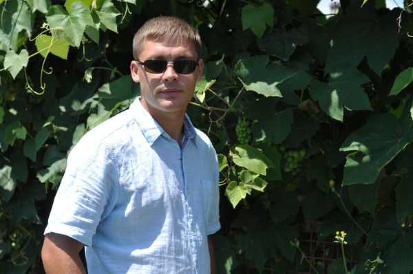 Денис Сатин