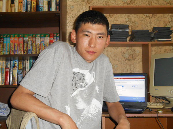 Нурислам Саханов