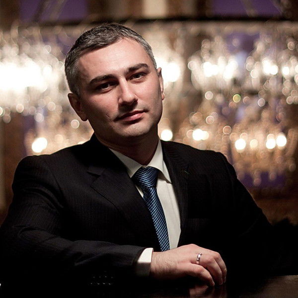 Неизвестно Неизвестно