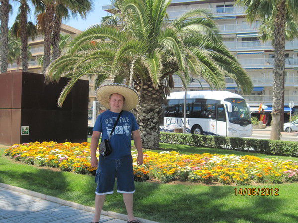 Василий Cуханов