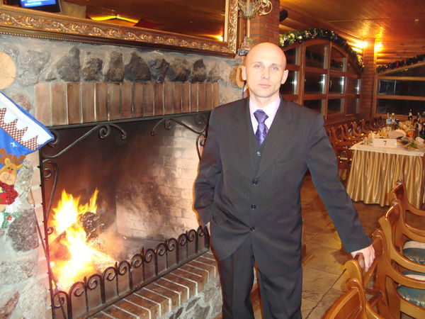 Александр Морозов