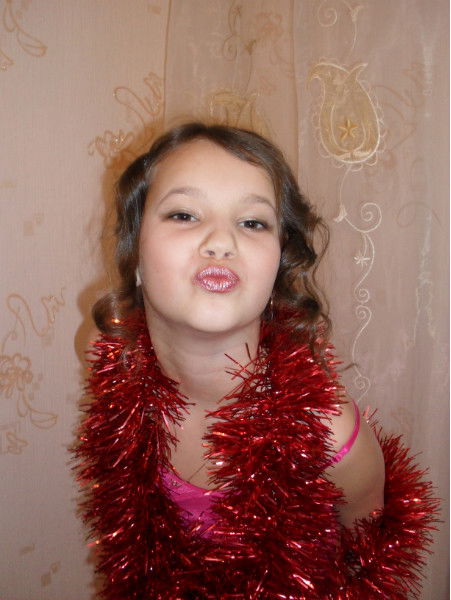 Stesssi))) Yssupova)))