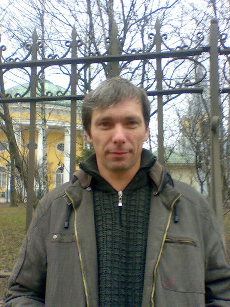 Алексей Серов